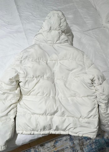 Orjinal bershka şişne Mont nerdeyse sıfır - Görsel 4