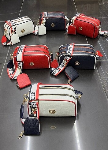 Tommy Hilfiger TOMMY HILFIGER ÇAPRAZ ÇANTA-RENKLER MEVCUT-SOLA KAYDIRINIZ