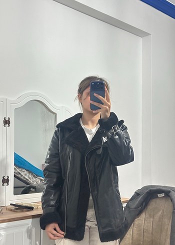 Şeffaf Detaylı Siyah Deri Kadın Kışlık Ceket - Görsel 2