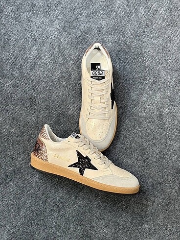 GOLDEN GOOSE DELUXE ULTRA