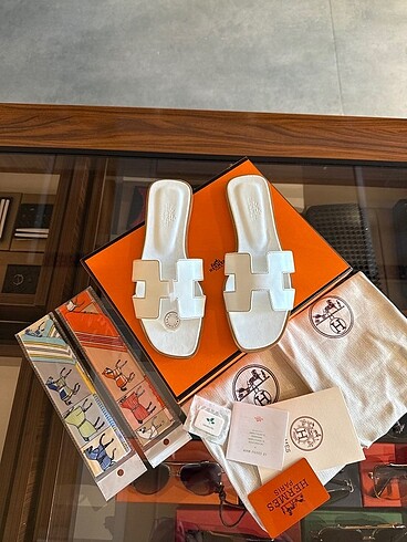HERMES TERLİK