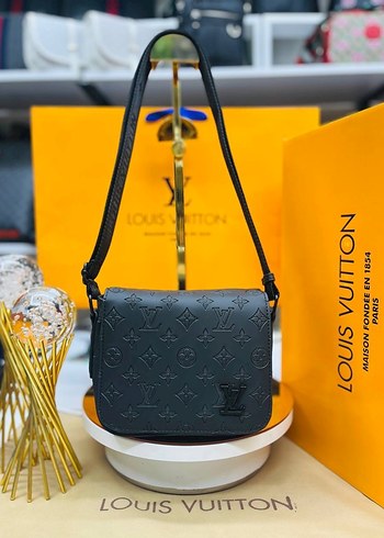 Louis Vuitton Erkek Siyah Omuz Çantası - Görsel 5
