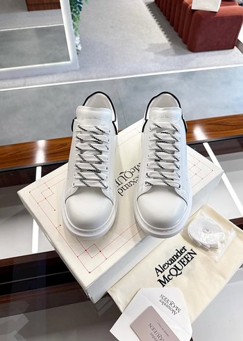 Alexander McQueen - Görsel 6