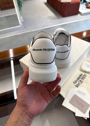 Alexander McQueen - Görsel 4