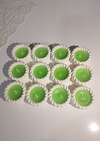 Diğer Beyaz Mumluklu Yeşil Mum