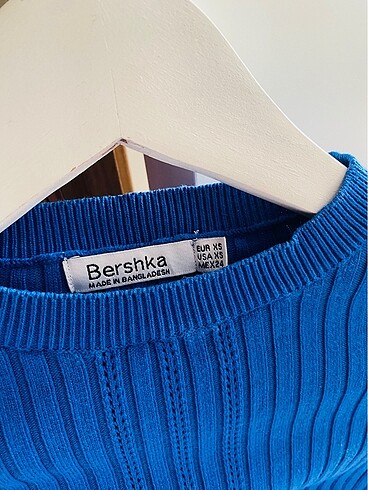 xs Beden lacivert Renk Bershka bluz