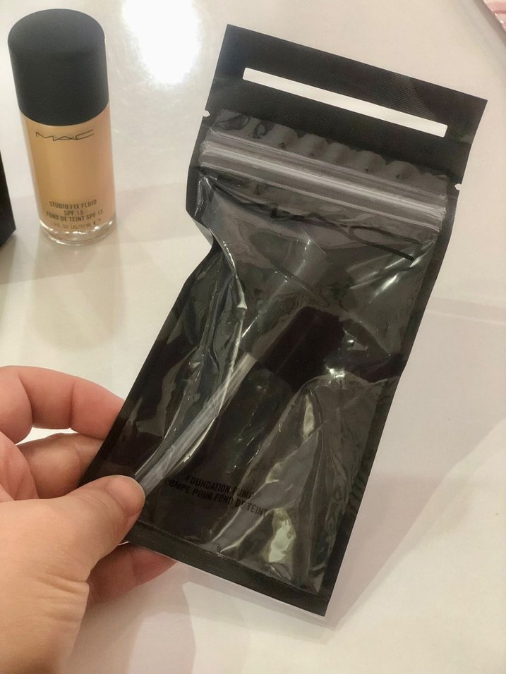 MAC NC13 Parlak Bej Fondöten - Görsel 5