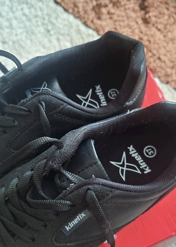 Siyah Dolgu Topuklu Bağcıklı Spor Ayakkabı - Görsel 3