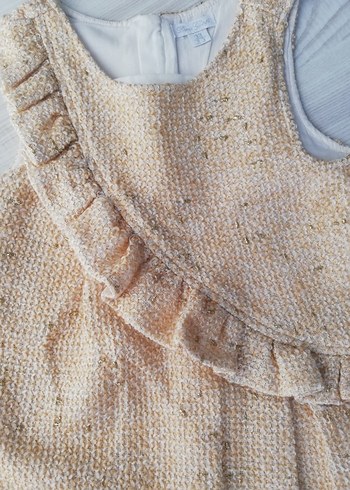 Zara Kız Çocuk Bej Kolsuz Fırfırlı Elbise