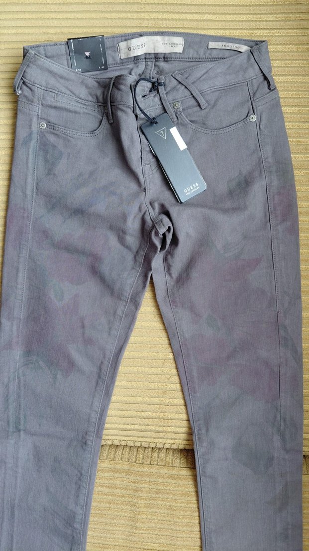 Guess desenli jean - Görsel 3