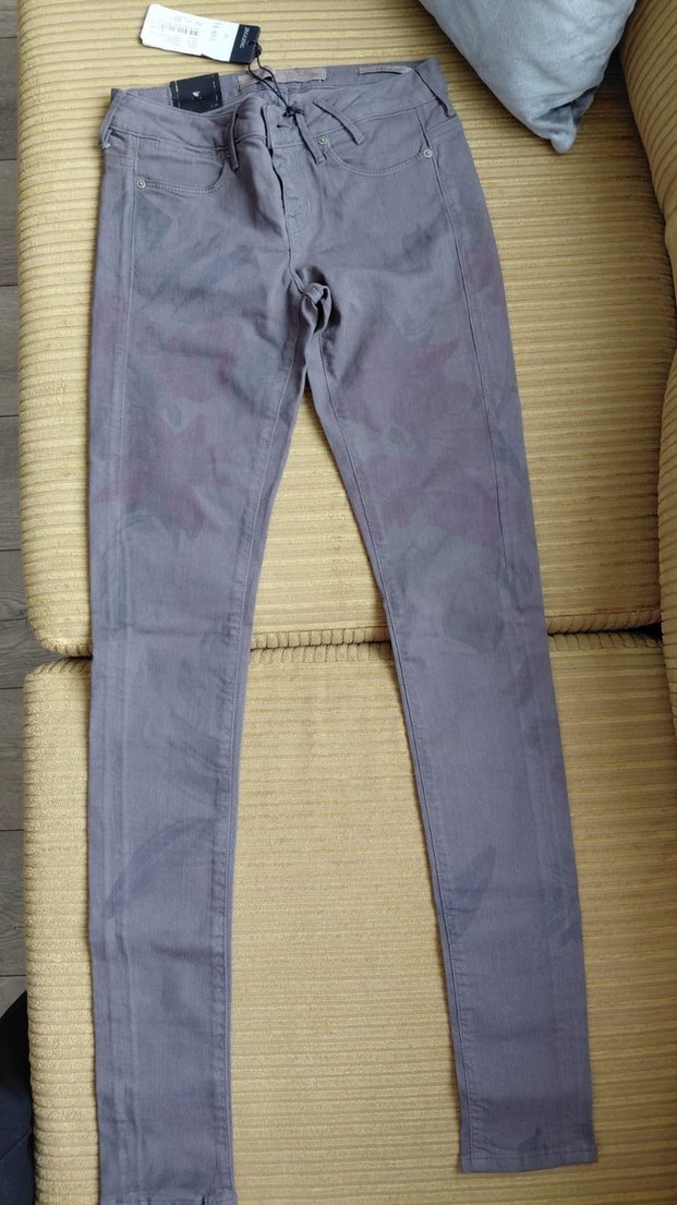 Guess desenli jean - Görsel 2