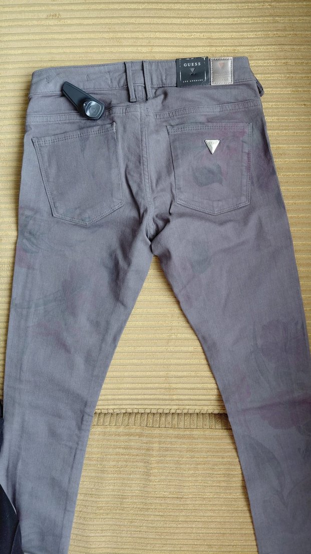 Guess desenli jean - Görsel 5