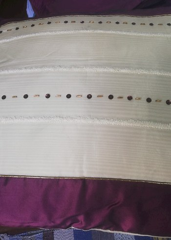 Bordo İşlemeli Klasik Yatak Örtüsü - Görsel 3