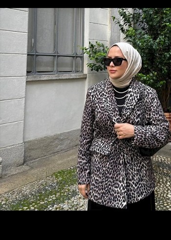 Zara Leopar Desenli Siklik