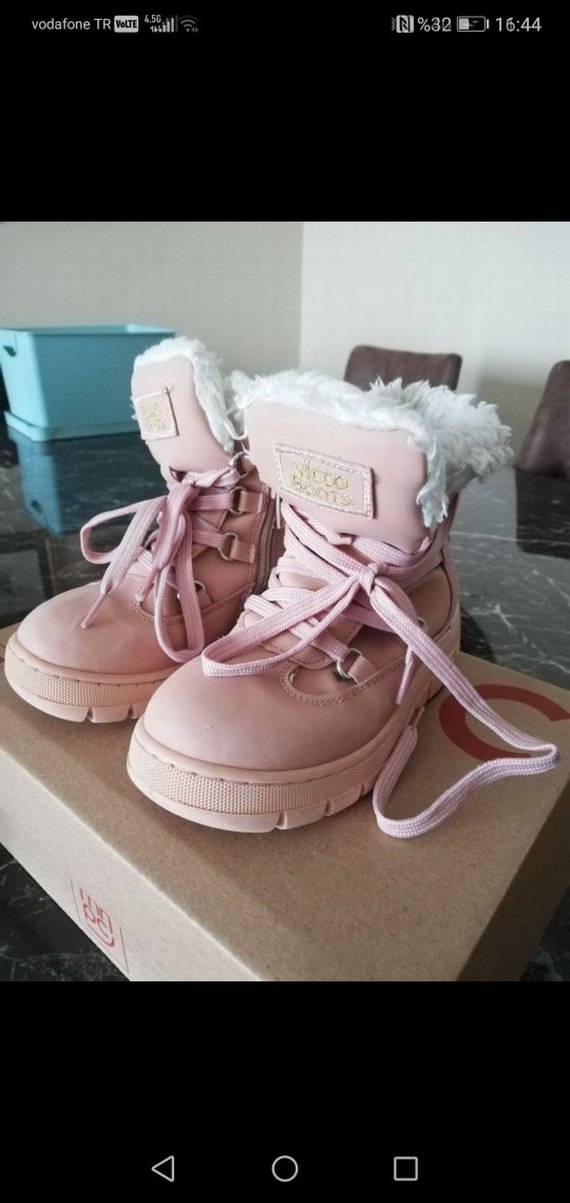 Kız Çocuk Pembe Kürklü Peluş Bot - Görsel 2