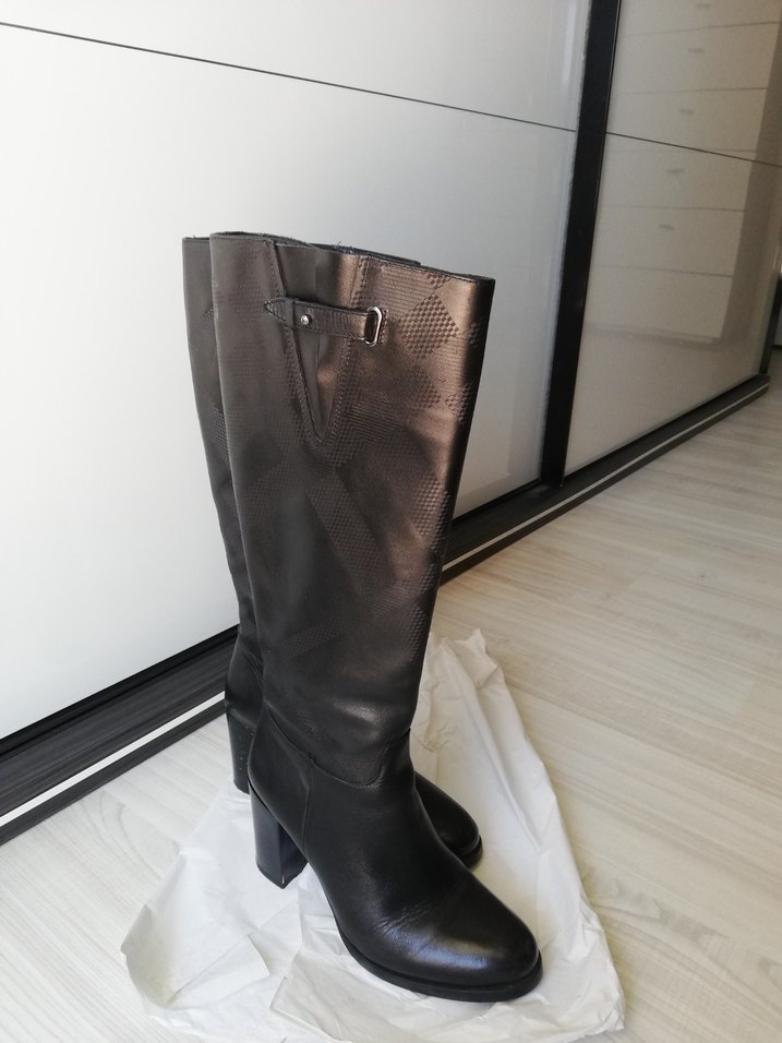 Hakiki Deri Tokalı Dizüstü Kadın Çizme - Görsel 4