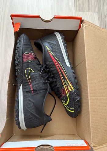 Nike mercurial 41 numara