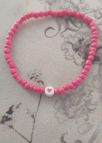 Pembe Boncuklu Minimalist Bileklik