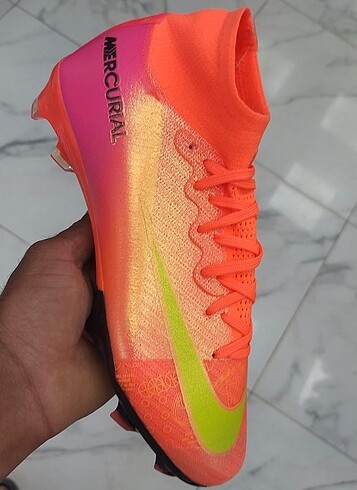 Nike Model Krampon