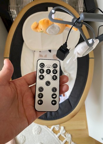 Kraft Kraft elektrikli sallanan ana kucağı