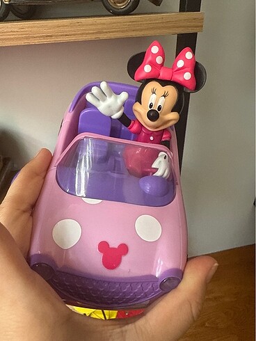Beden Renk Minnie Mouse Uzaktan Kumandalı Araba
