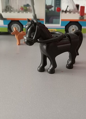 Lego Mia'nın karavanı - Görsel 6