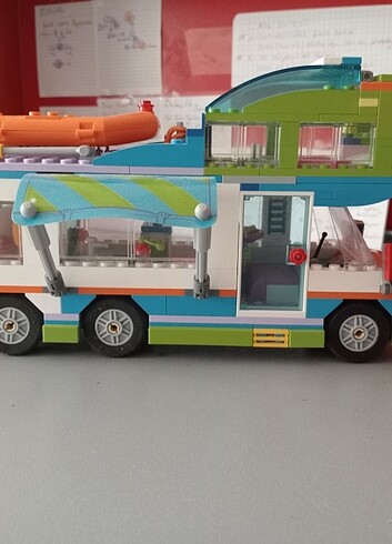 Lego Mia'nın karavanı - Görsel 9