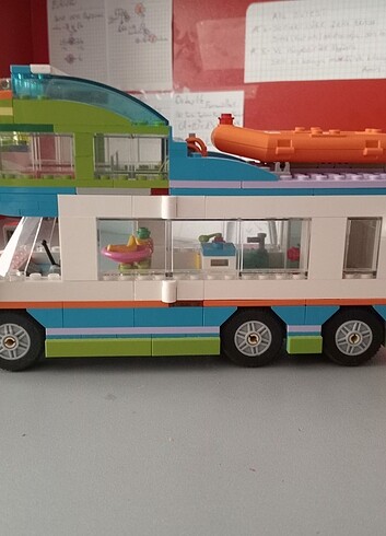 Lego Mia'nın karavanı - Görsel 11