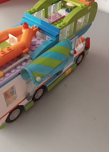 Lego Mia'nın karavanı - Görsel 17