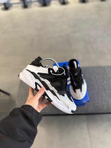 Adidas Adidas