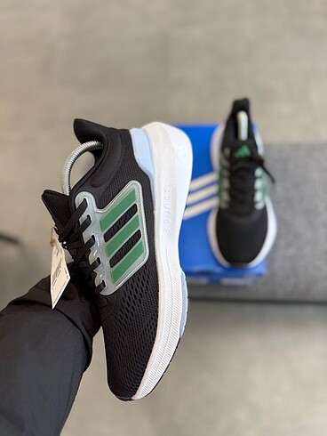 41 Beden çeşitli Renk Adidas