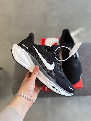 Nike NİKE