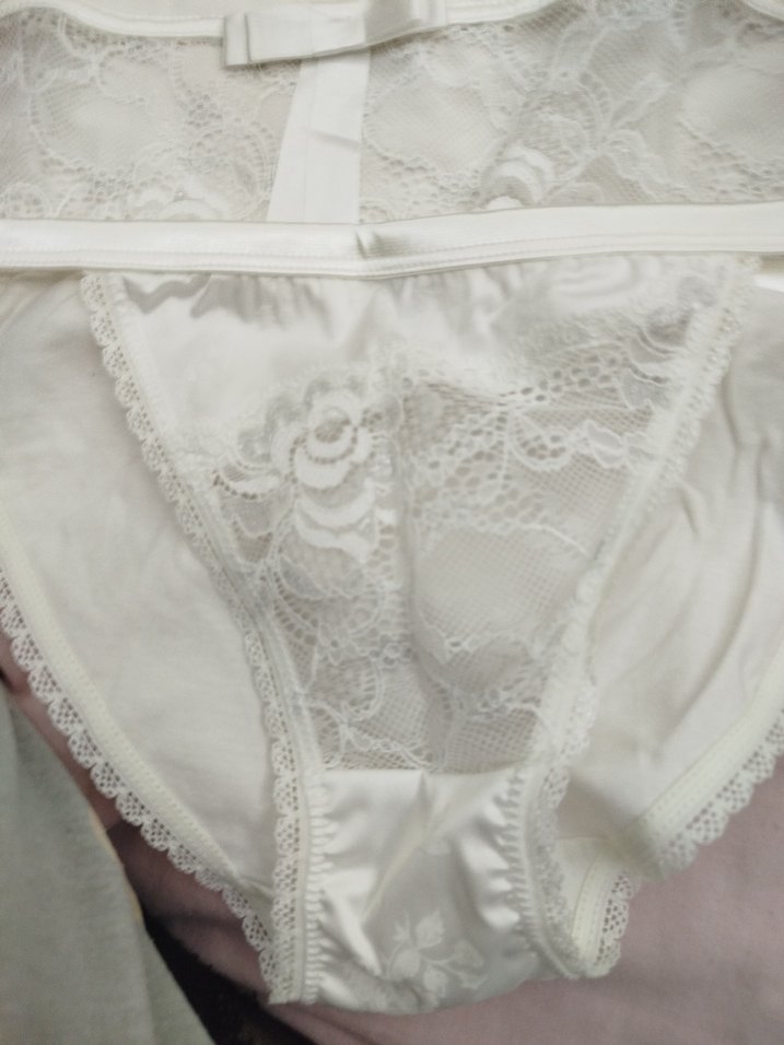 Beyaz Mini Kadın İç Çamaşırı Takımı - Görsel 3