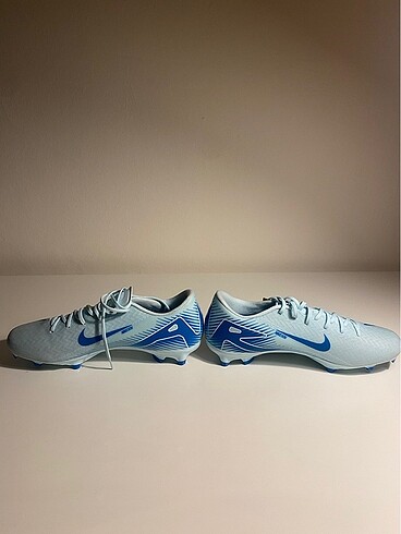 42.5 Beden Nike Mercurial Zoom Vapor 16 Academy