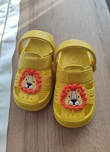 LC Waikiki Çocuk terlik sandalet