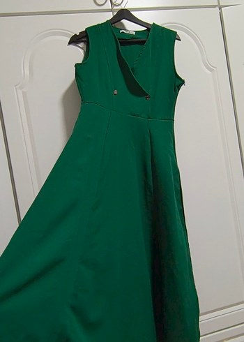 Düğmeli Yeşil Uzun Kadın Elbise - Görsel 2