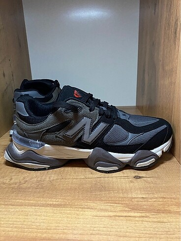 42 Beden New Balance 9060 Erkek 42 Numara ayakkabı