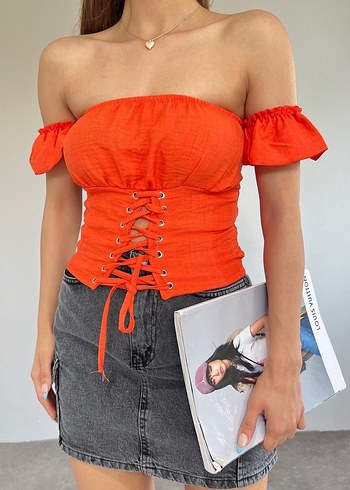 Tasarım Bağlamalı Keten Bluz crop büstiyer