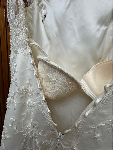 AKAY GELİNLİK  TAMAMEN TAŞLI FRANSIZ KÜPÜR  A KESİM - Görsel 8