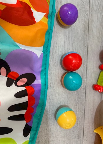 Fisher-Price Oyuncak Dünyası Jimnastik Merkezi Işıklı Müzikli - Görsel 3