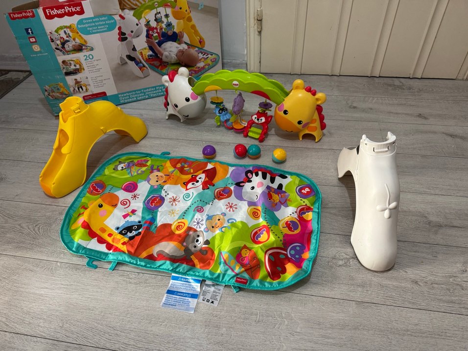 Fisher-Price Oyuncak Dünyası Jimnastik Merkezi Işıklı Müzikli - Görsel 4
