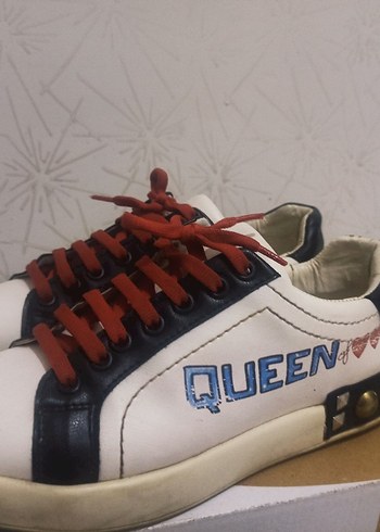 Tasarım Renkli Detaylı Beyaz Kadın Spor Ayakkabı - Görsel 2