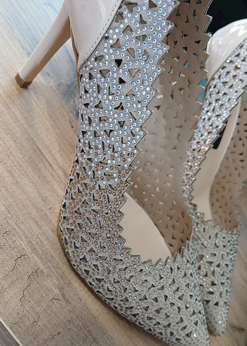 39 Beden ten rengi Renk Bej Taşlı Stiletto Abiye Ayakkabı