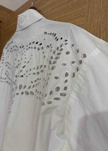 Düğmeli Beyaz Pamuklu Gömlek - Görsel 4