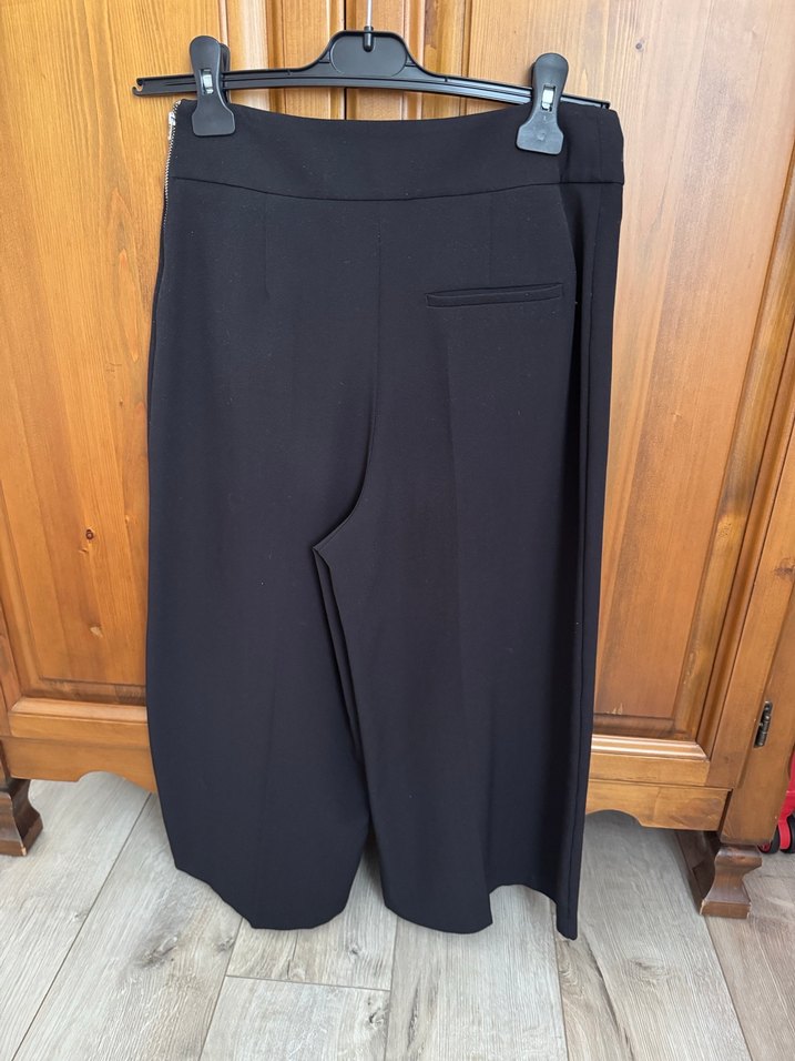 Düz Siyah Midi Kumaş Pantolon - Görsel 5