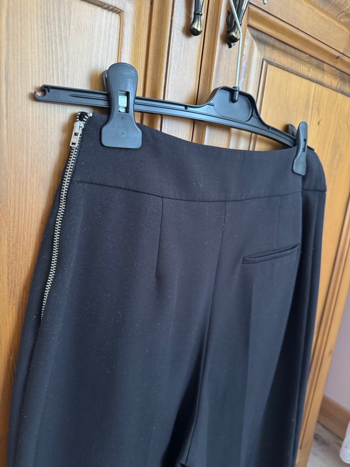 Düz Siyah Midi Kumaş Pantolon - Görsel 4