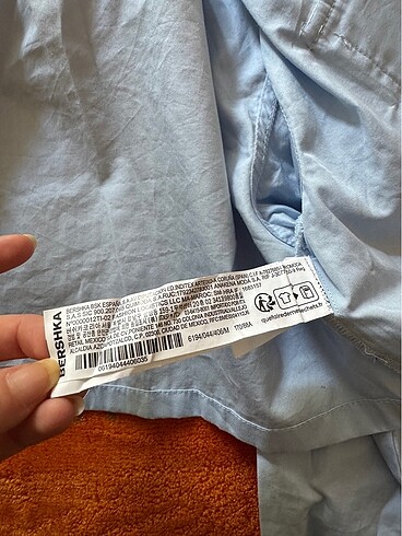 m Beden mavi Renk bershka crop gömlek