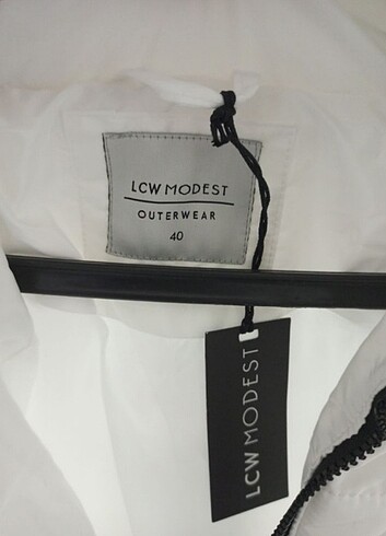 LCW mont