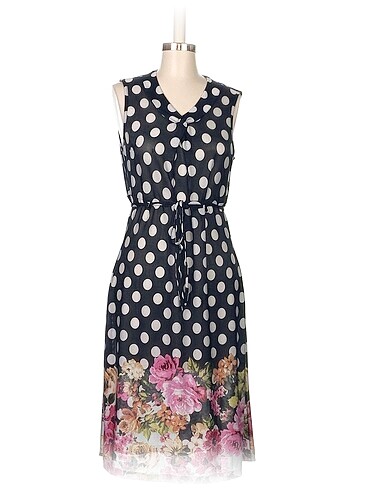 Vintage Love Kısa Elbise %70 İndirimli.