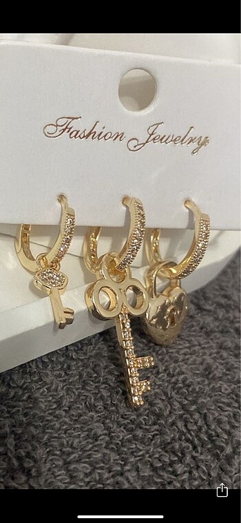 3 lü gold küpe